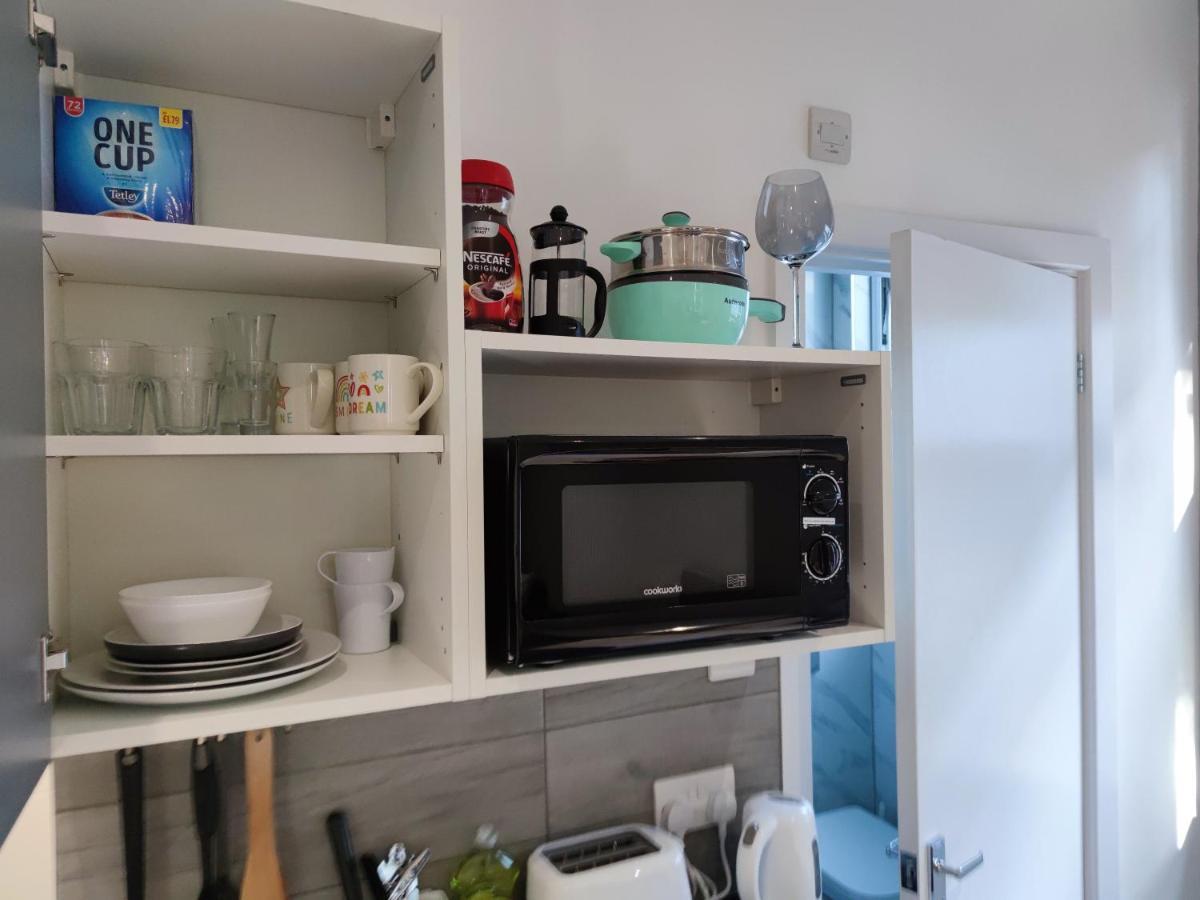 Stunning Studio In North London - Victoria Line Екстериор снимка