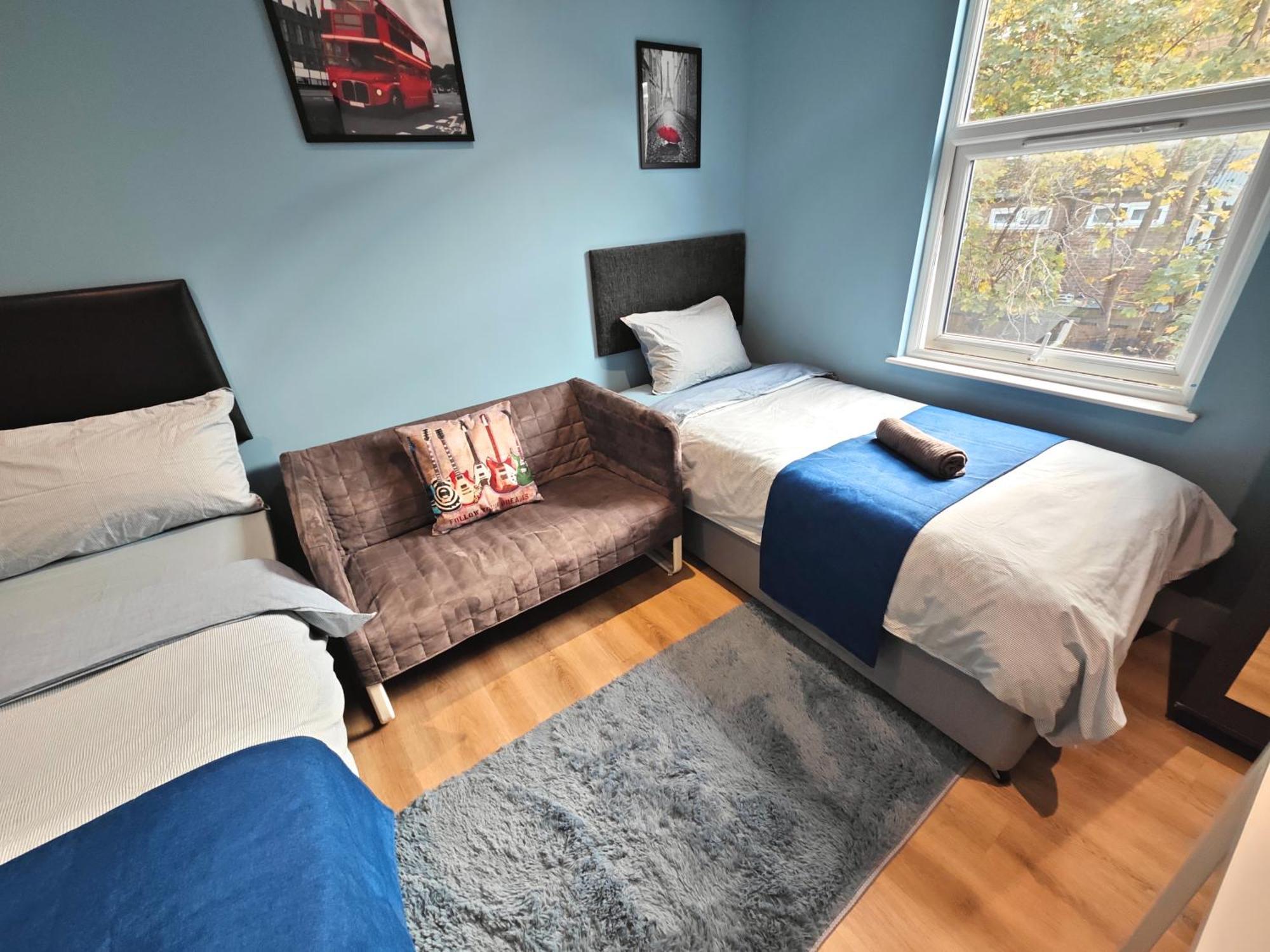 Stunning Studio In North London - Victoria Line Екстериор снимка
